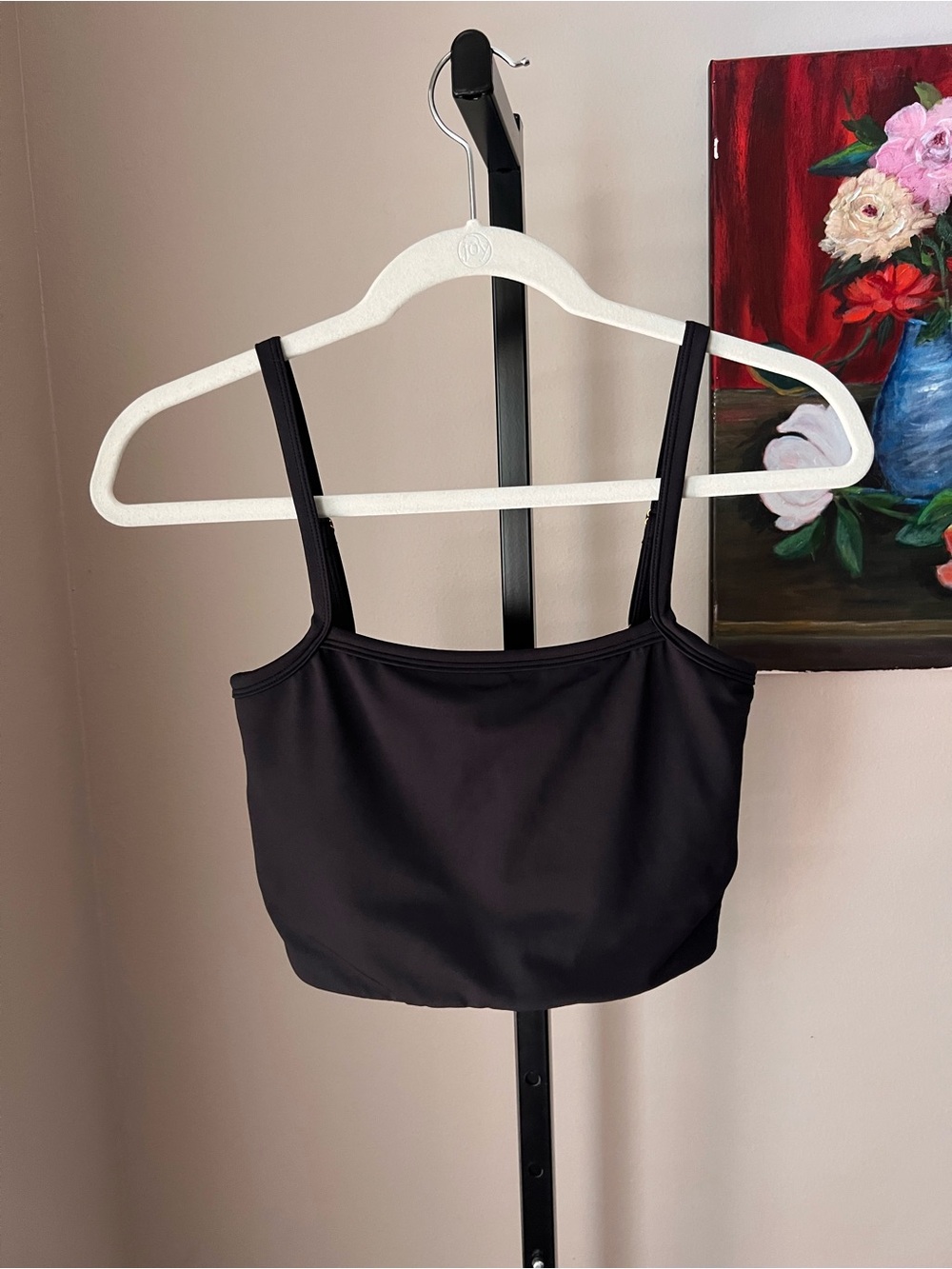 Wilo the label Black Cropped Tank Top with Adjustable Straps